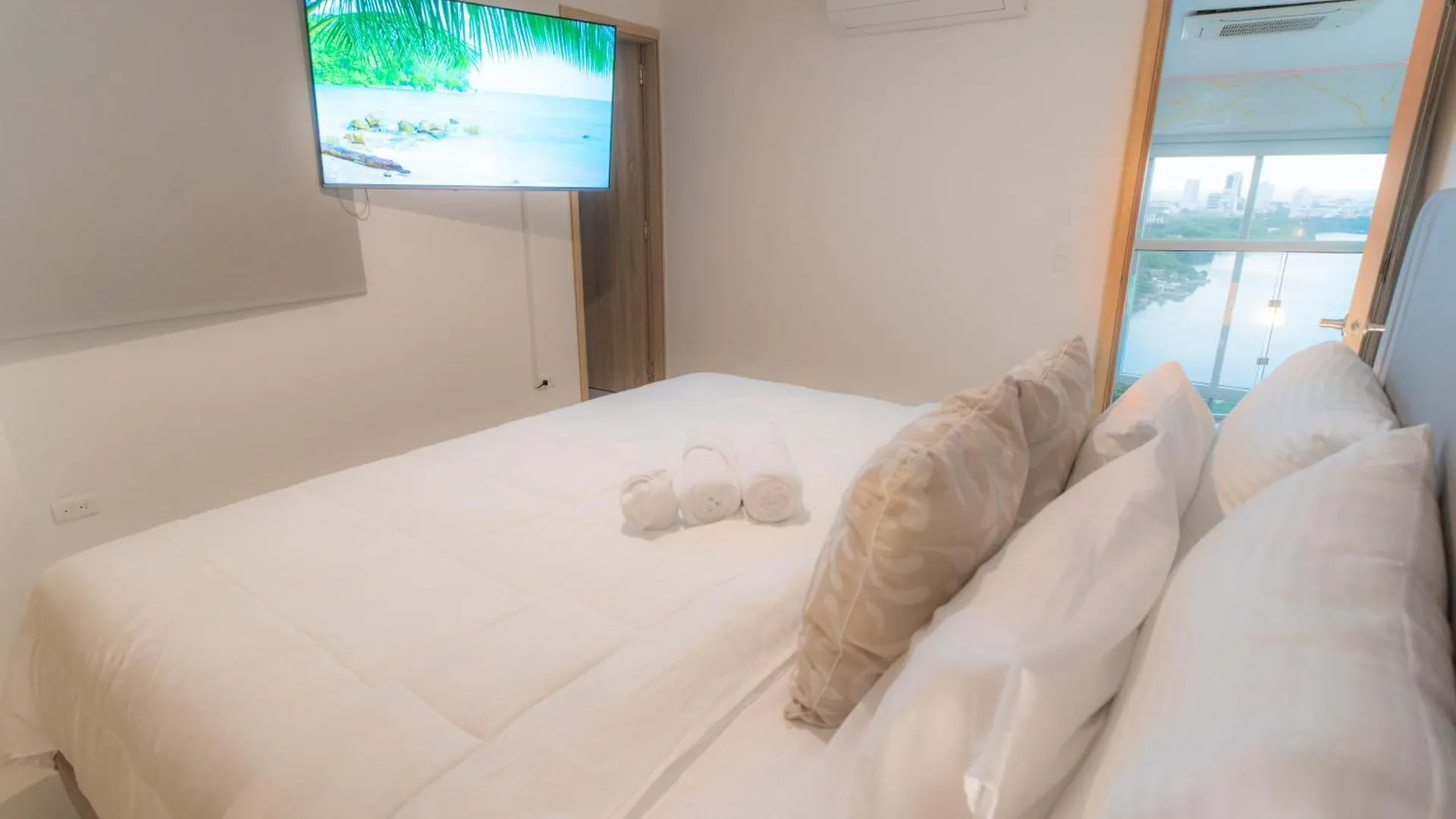 Amazing Luxury Duplex In Penthouse-Style With Private Jacuzzi By Evintra Stays Cartagena Kolumbie