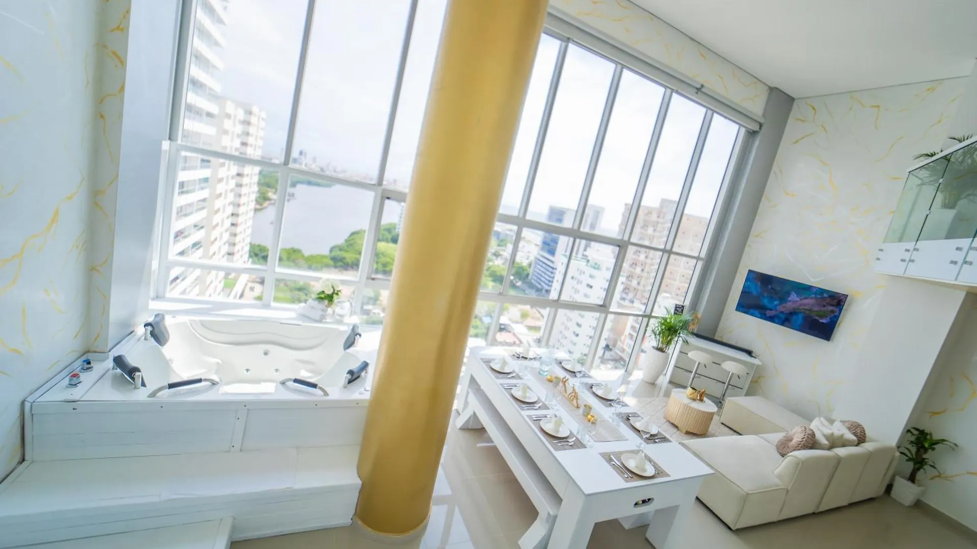 Amazing Luxury Duplex In Penthouse-Style With Private Jacuzzi By Evintra Stays Cartagena Apartman